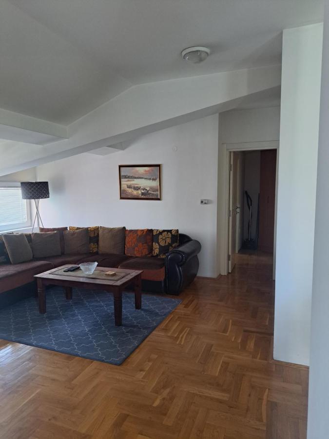 Apartman Zvezdica -Smederevo, Netflix ภายนอก รูปภาพ